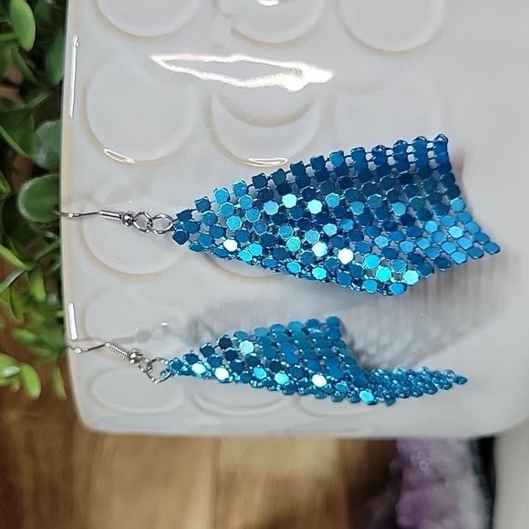 Aqua Chainmail Drop Earrings - Picture 5 of 6
